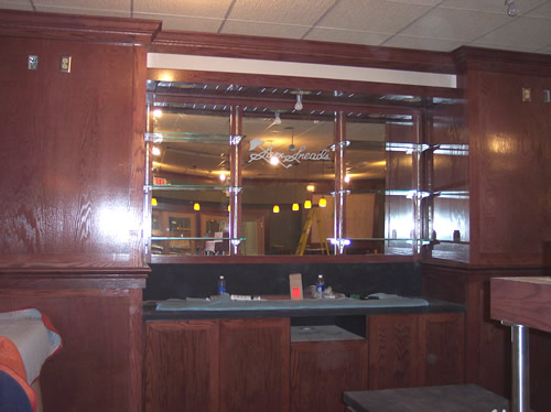 Golf theme restaurant back bar with etched mirror